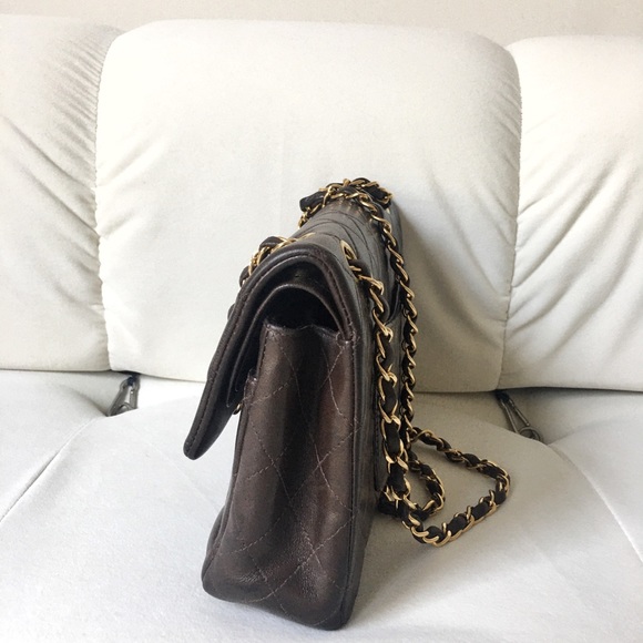 🎊2x HOST PICK🎊 Chanel Classic Medium Double Flap, Emergency Sale: PRICE FIRM - Picture 6 of 17